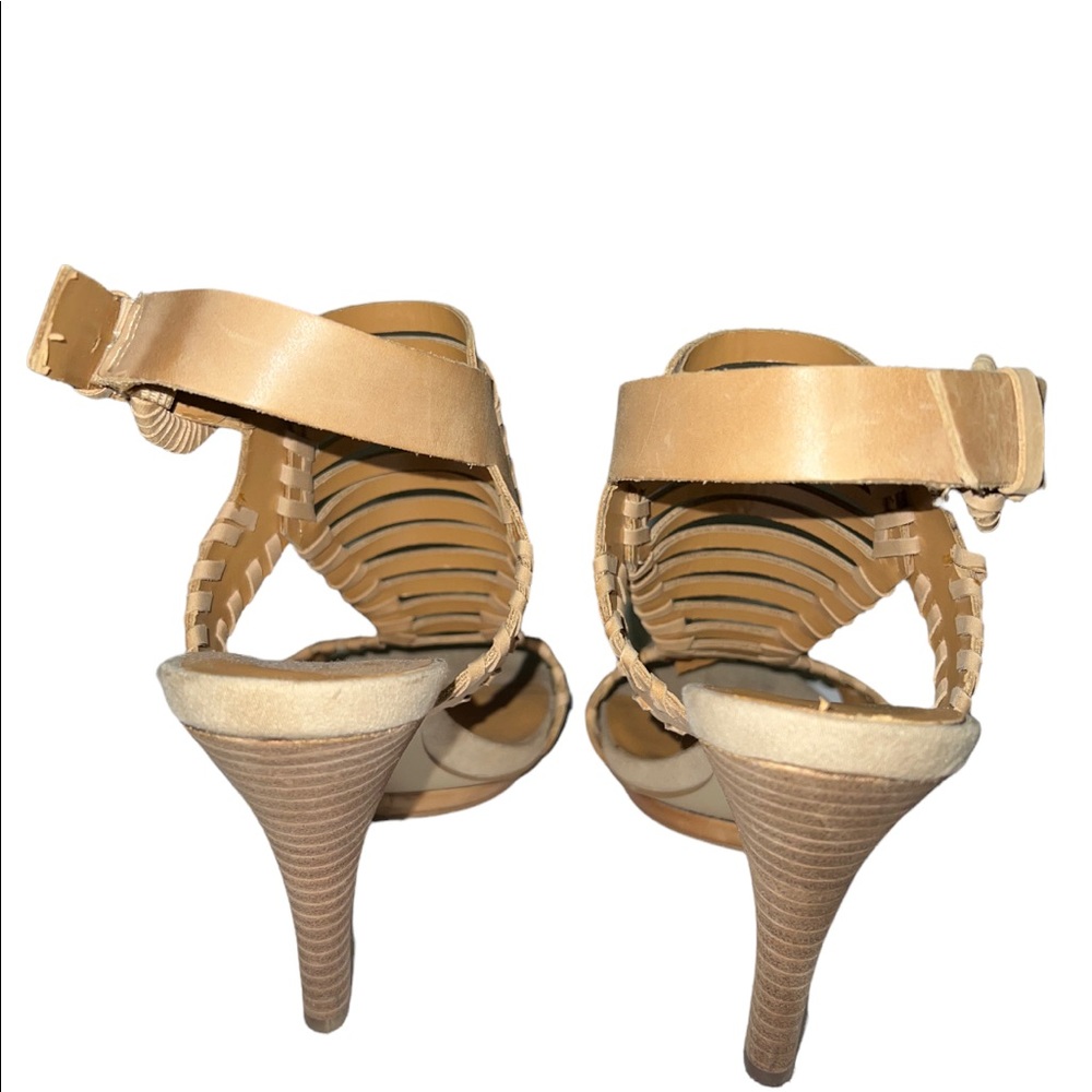 Nine West Size 6. Tan leather upper. - Picture 4 of 5